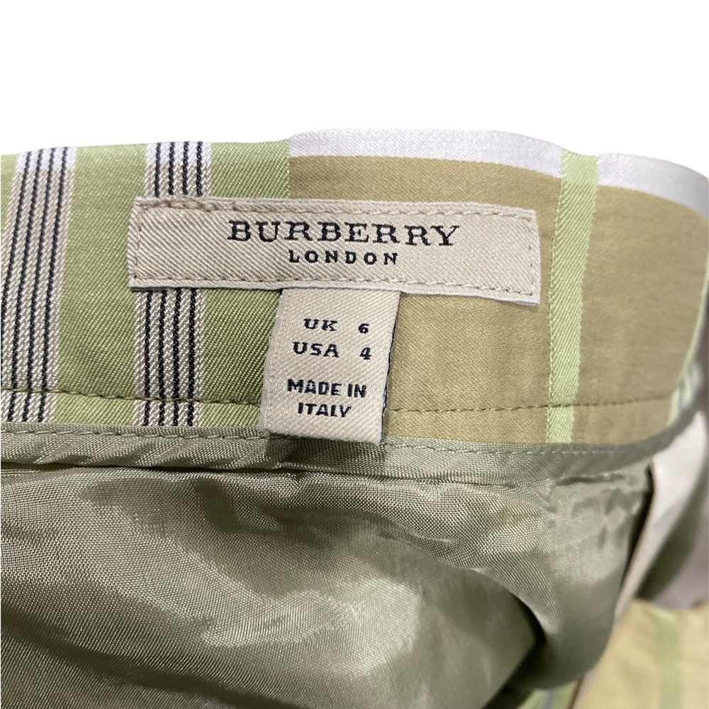 Burberry Green & Beige Check Pleated Skirt - Picture 2 of 8